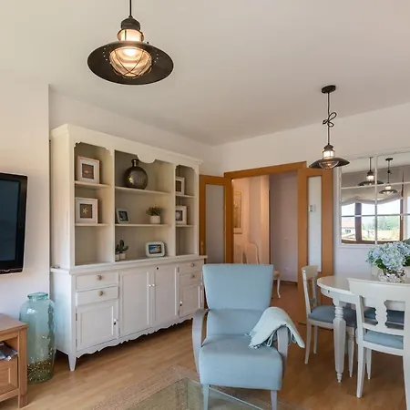 Bluebol, A 2 Km De Vut-2761-as Llanes